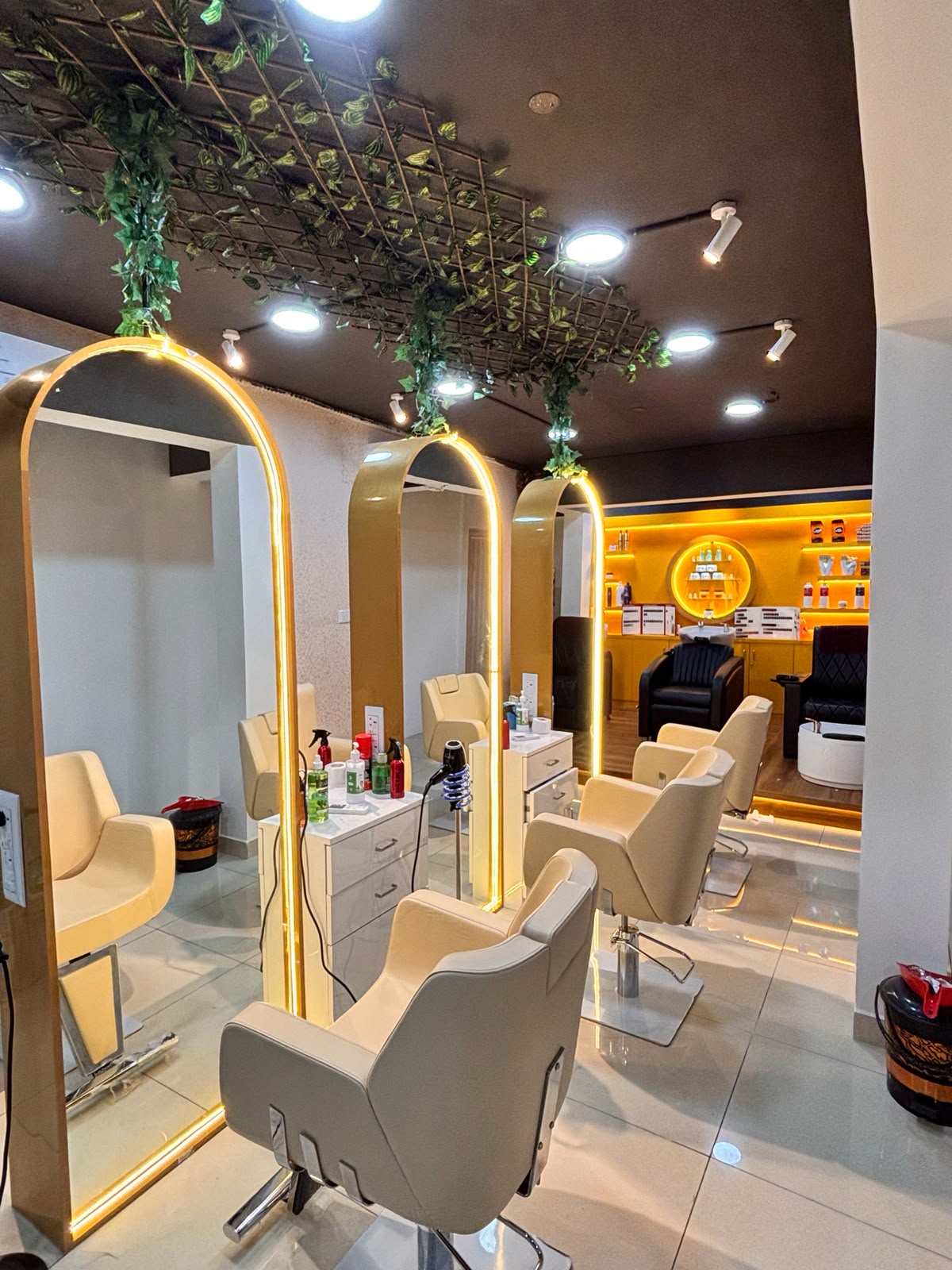 Luxury Salon